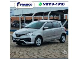 TOYOTA - ETIOS - 2017/2018 - Prata - Sob Consulta