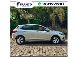 CHEVROLET - ONIX - 2021/2022 - Prata - Sob Consulta