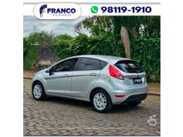 FORD - FIESTA - 2017/2017 - Prata - Sob Consulta