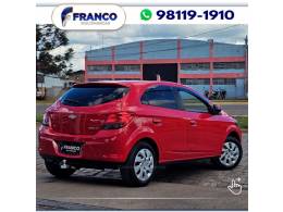 CHEVROLET - ONIX - 2013/2014 - Vermelha - Sob Consulta