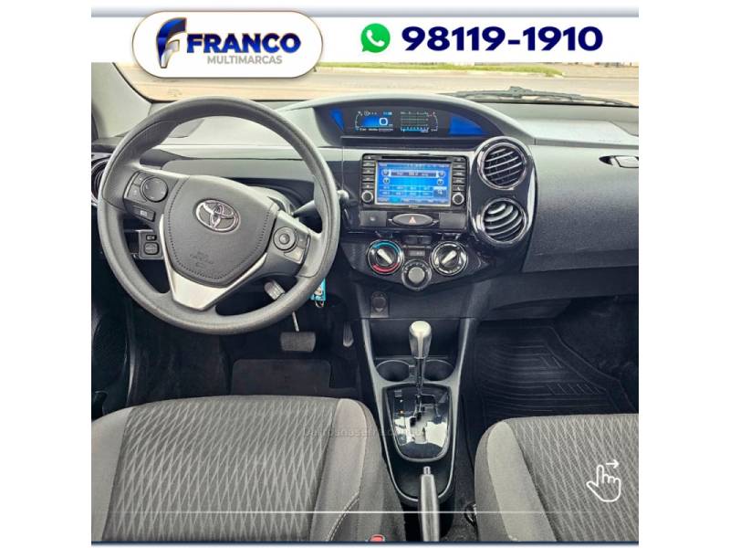 TOYOTA - ETIOS - 2017/2018 - Prata - Sob Consulta