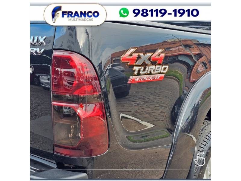 TOYOTA - HILUX - 2013/2013 - Preta - Sob Consulta