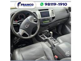 TOYOTA - HILUX - 2013/2013 - Preta - Sob Consulta