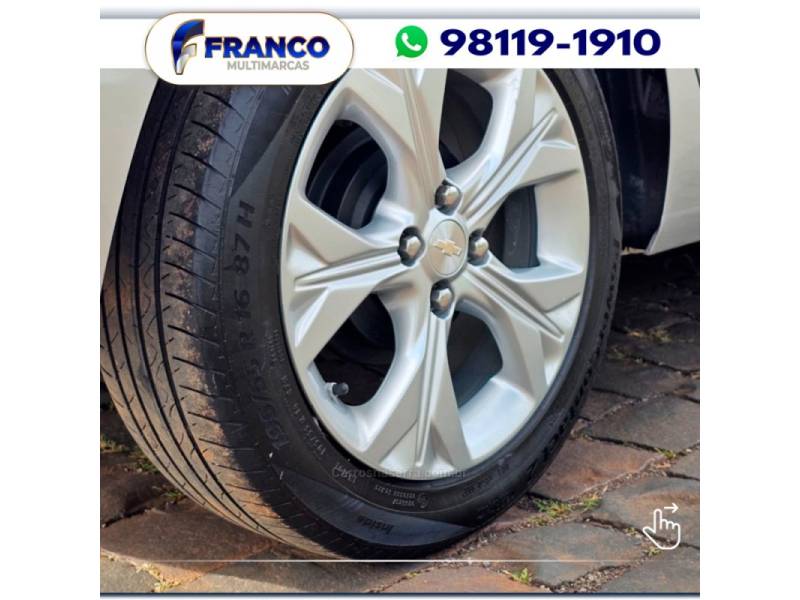 CHEVROLET - ONIX - 2021/2022 - Prata - Sob Consulta