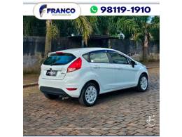 FORD - FIESTA - 2013/2014 - Branca - Sob Consulta