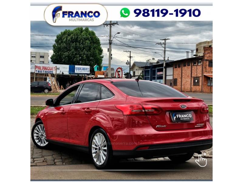 FORD - FOCUS - 2016/2016 - Vermelha - Sob Consulta