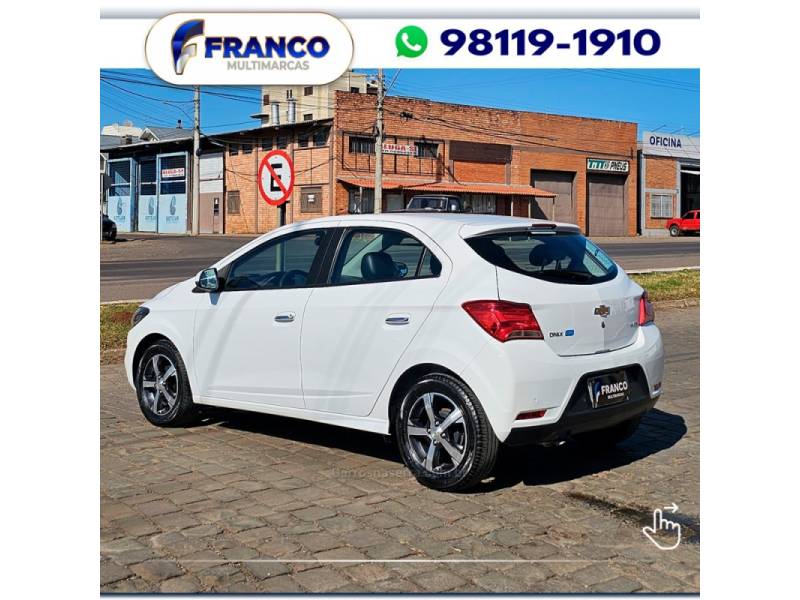 CHEVROLET - ONIX - 2017/2018 - Branca - Sob Consulta
