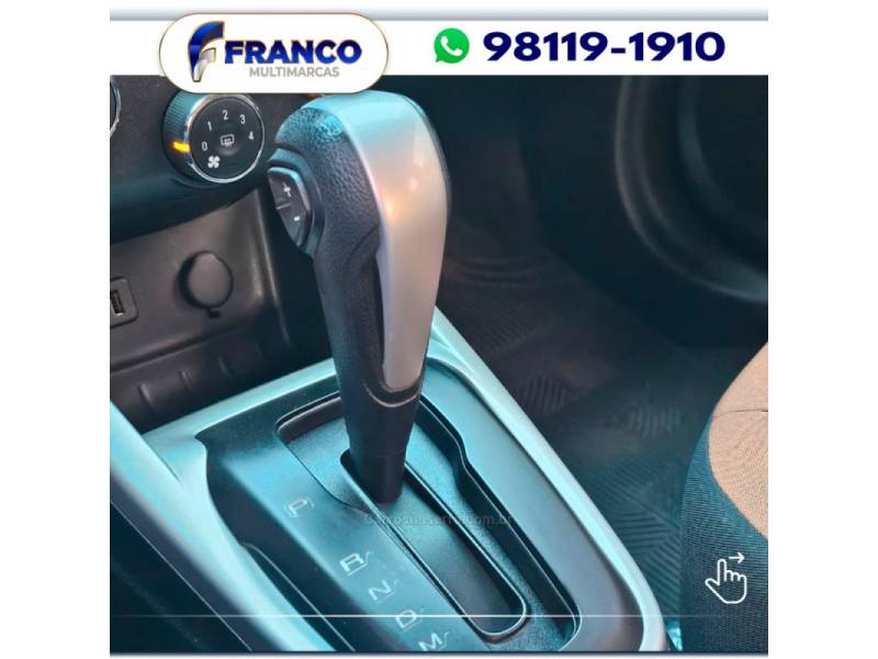 CHEVROLET - ONIX - 2017/2018 - Prata - Sob Consulta