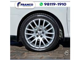 VOLKSWAGEN - GOLF - 2013/2014 - Branca - Sob Consulta