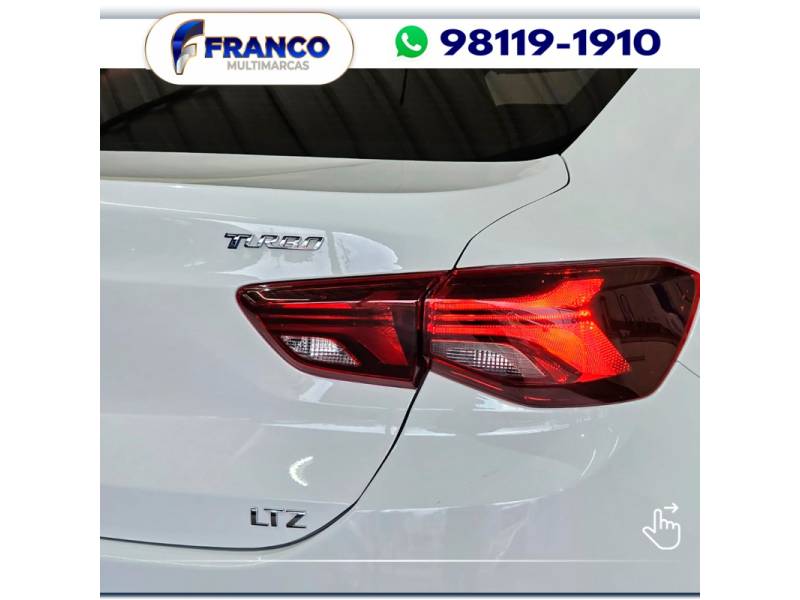 CHEVROLET - ONIX - 2022/2023 - Branca - Sob Consulta