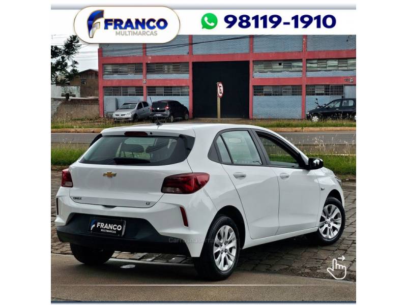 CHEVROLET - ONIX - 2021/2022 - Branca - Sob Consulta