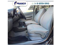 VOLKSWAGEN - SPACEFOX - 2009/2010 - Preta - Sob Consulta