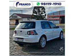 VOLKSWAGEN - GOLF - 2013/2014 - Branca - Sob Consulta