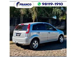 FORD - FIESTA - 2009/2010 - Prata - Sob Consulta