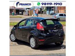 FORD - FIESTA - 2013/2014 - Preta - Sob Consulta