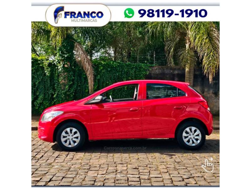 CHEVROLET - ONIX - 2014/2015 - Vermelha - Sob Consulta