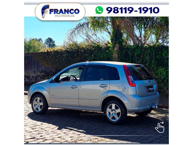 FORD - FIESTA - 2009/2010 - Prata - Sob Consulta