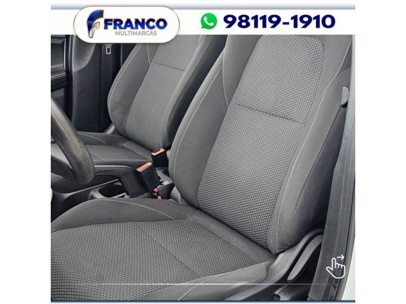 CHEVROLET - ONIX - 2021/2022 - Branca - Sob Consulta