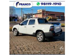 RENAULT - OROCH - 2023/2024 - Branca - Sob Consulta