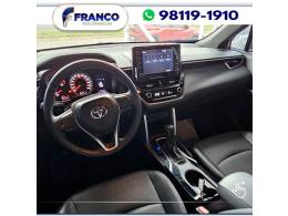 TOYOTA - COROLLA - 2021/2022 - Branca - Sob Consulta